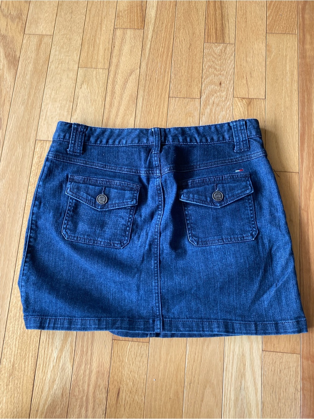 Vintage y2k Tommy Hilfiger denim mini skirt